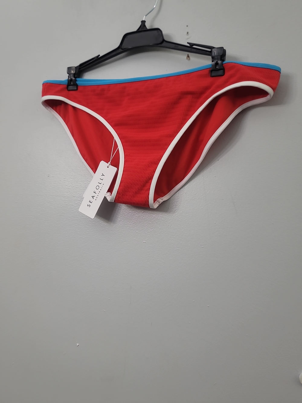 Seafolly
Beach Bound Scoop High Cut Rio Bikini Bottom